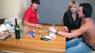 Lads Share One Slut With Fingering Pleasures